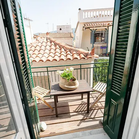Apartment Elisabeth's Traditional House In Poros *